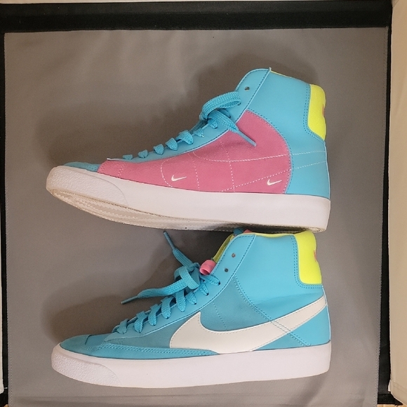 Nike Blazer Mids High-Top Sneakers - Blue, Pink, and Yellow Sz Youth 7 - Picture 2 of 8